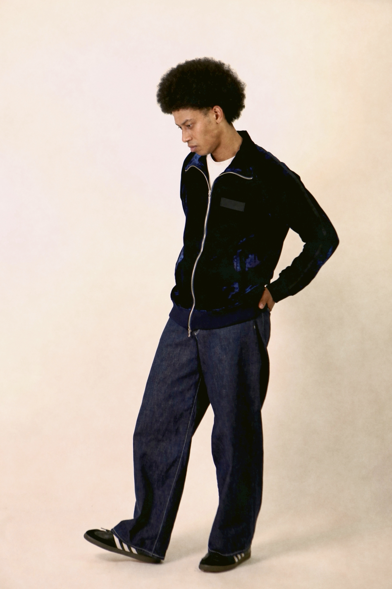 LOOK21.jpg